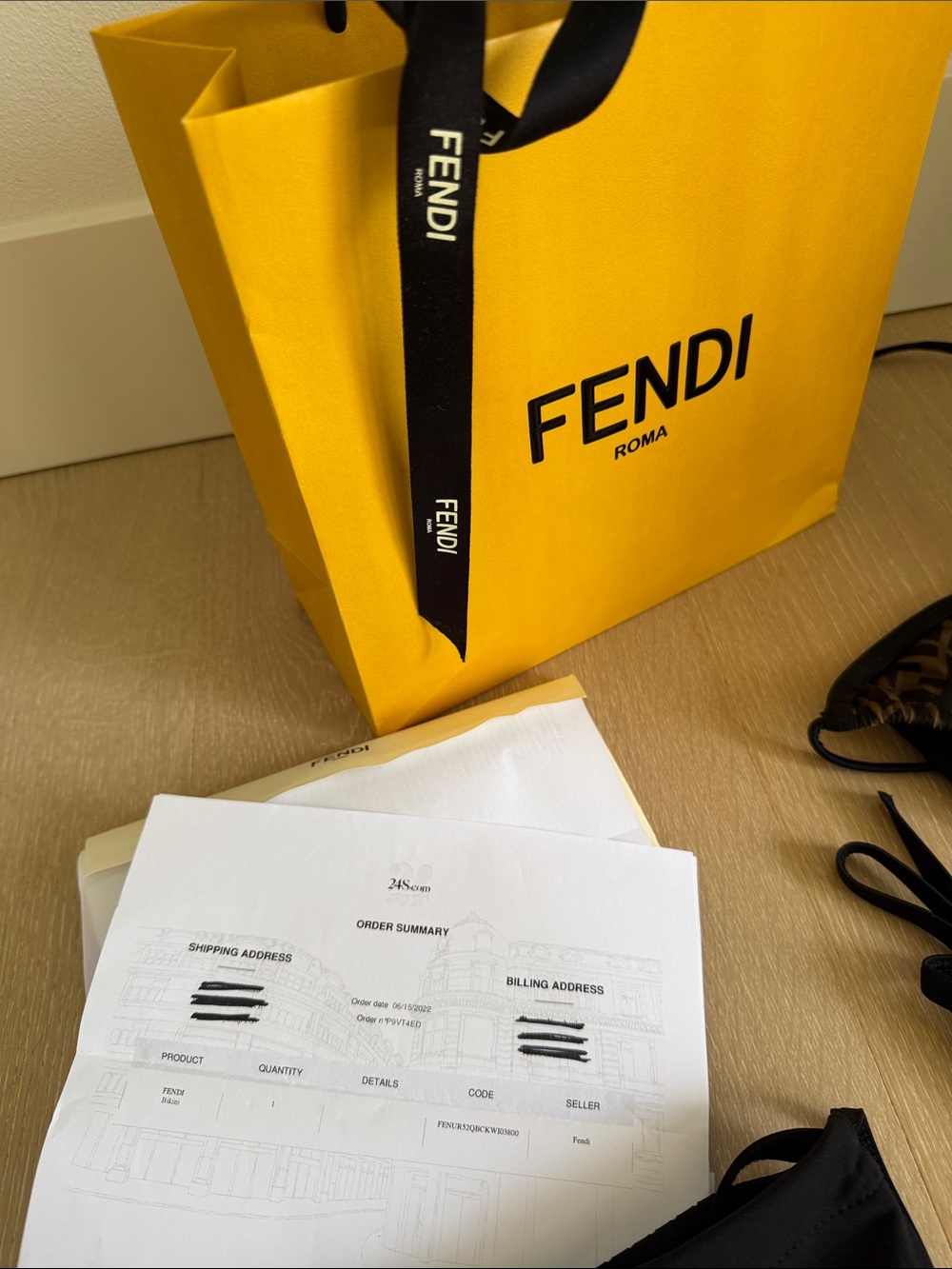 Fendi bikini - Picture 5 of 6